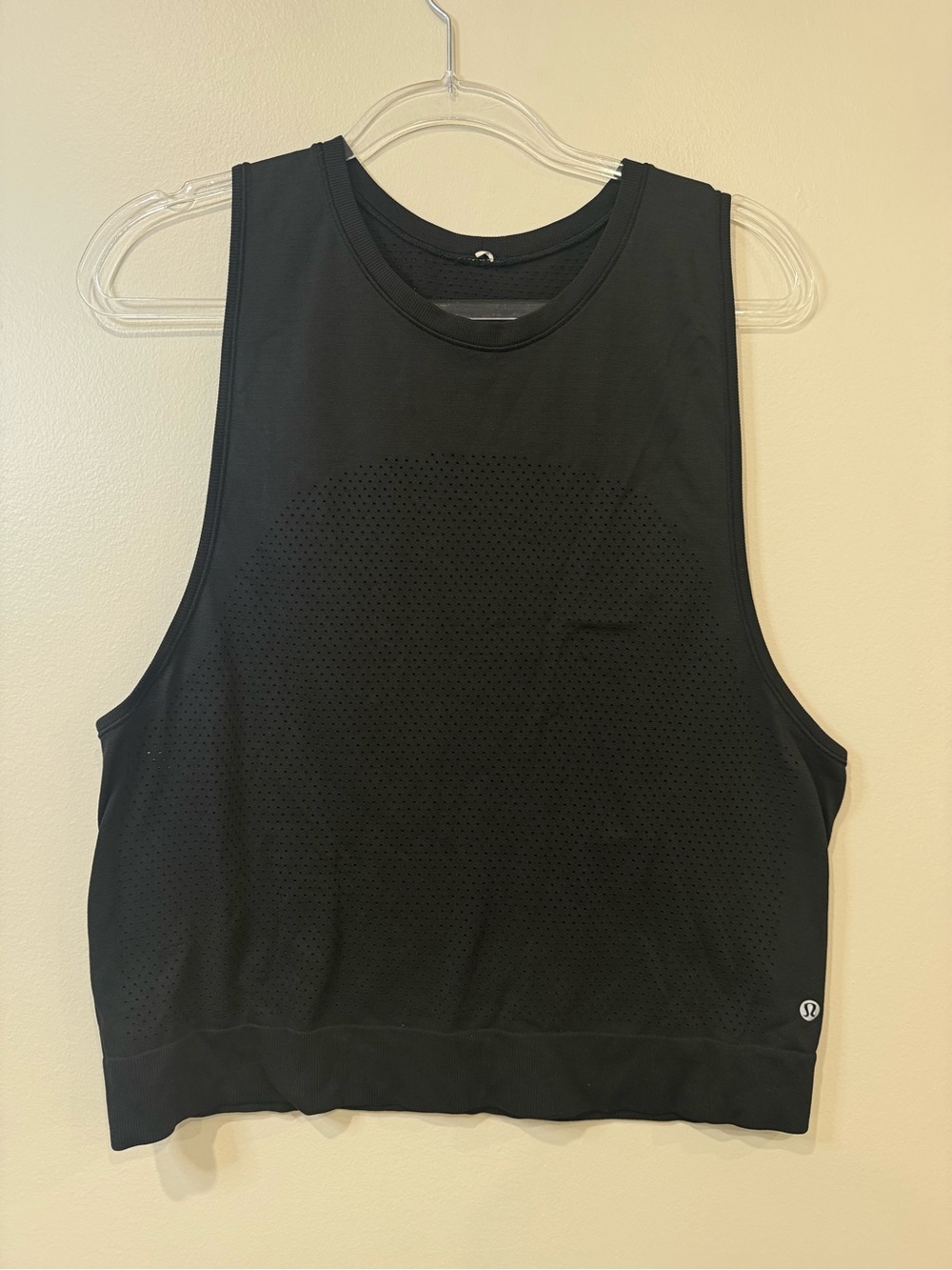Lululemon Black Breeze By Muscle Crop Tank